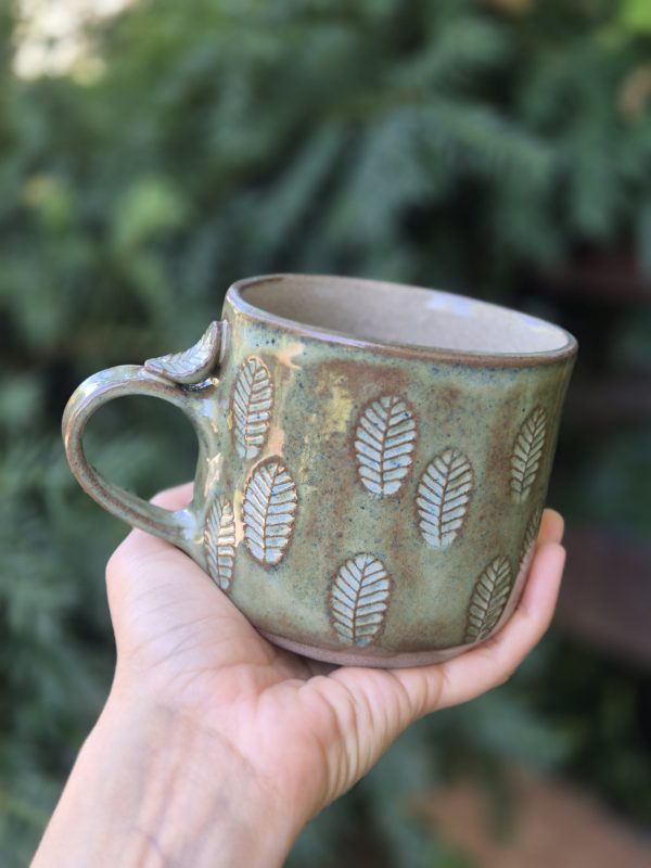 Ceramic leaf mug